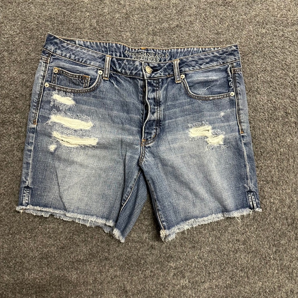 American Eagle Bermuda Shorts Womens Size 14 Blue Distressed Cotton Raw Denim
